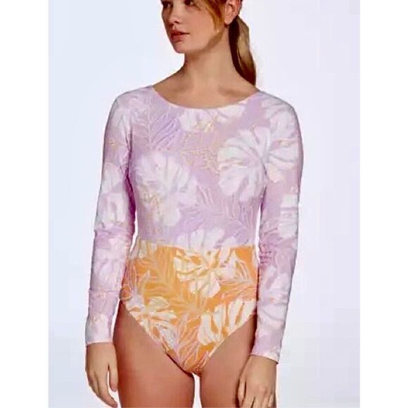 New. CALIA by Carrie Underwood rash guard. Retails $99. Size 12 - Picture 7 of 10